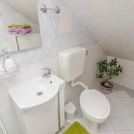 Family Friendly With A Swimming Pool * Privlaka (Zadar)