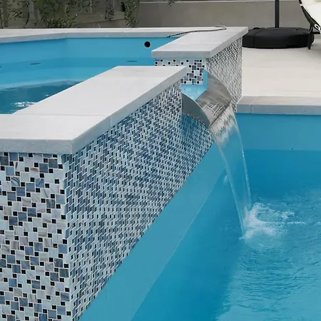 Family Friendly With A Swimming Pool Privlaka (Zadar)